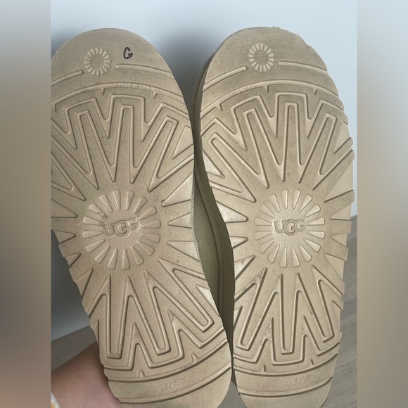 UGG | Tasman Platform Slippers Gorpcore Comfort Cozy Fall Winter Preppy Sz 10 - Picture 8 of 8